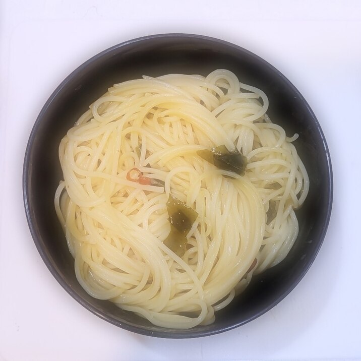わかめのめんつゆスープパスタ